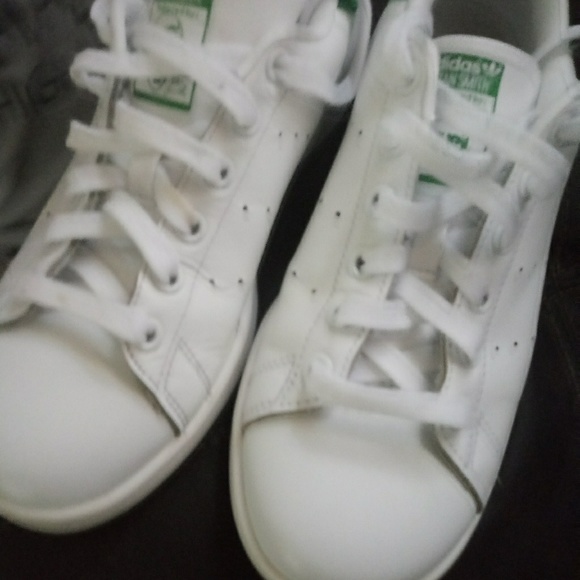adidas Shoes - Adidas Stan Smith sz 6